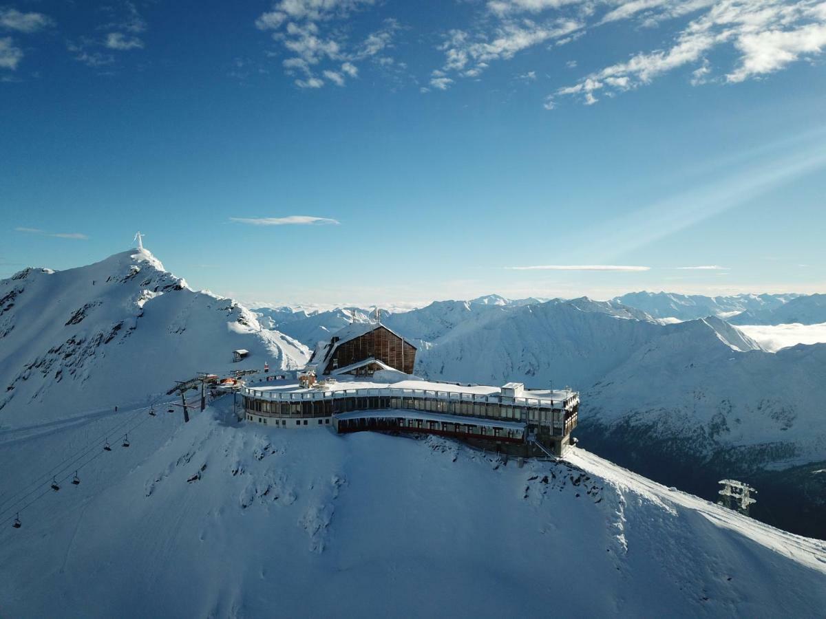 Glacier Hotel Grawand Масо Корто Екстериор снимка