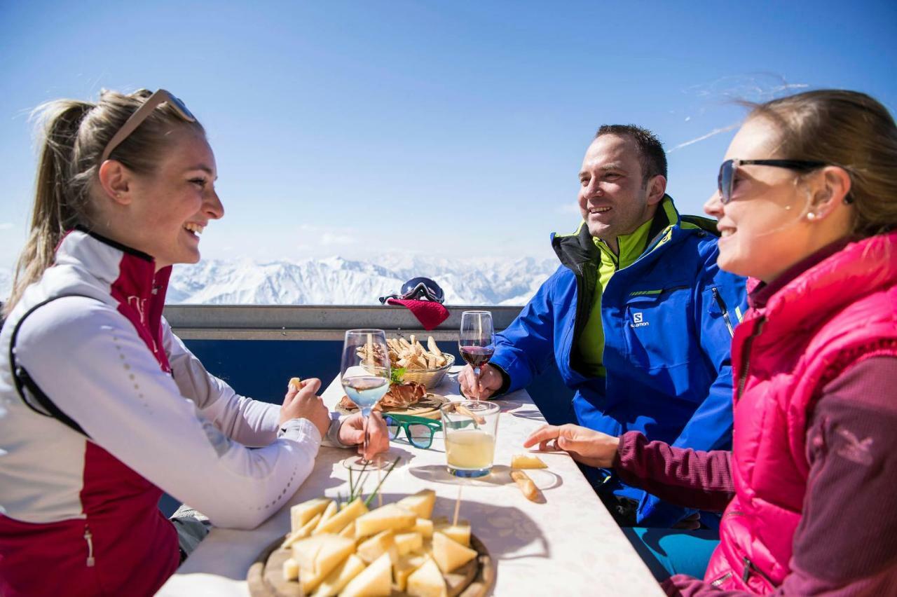 Glacier Hotel Grawand Масо Корто Екстериор снимка